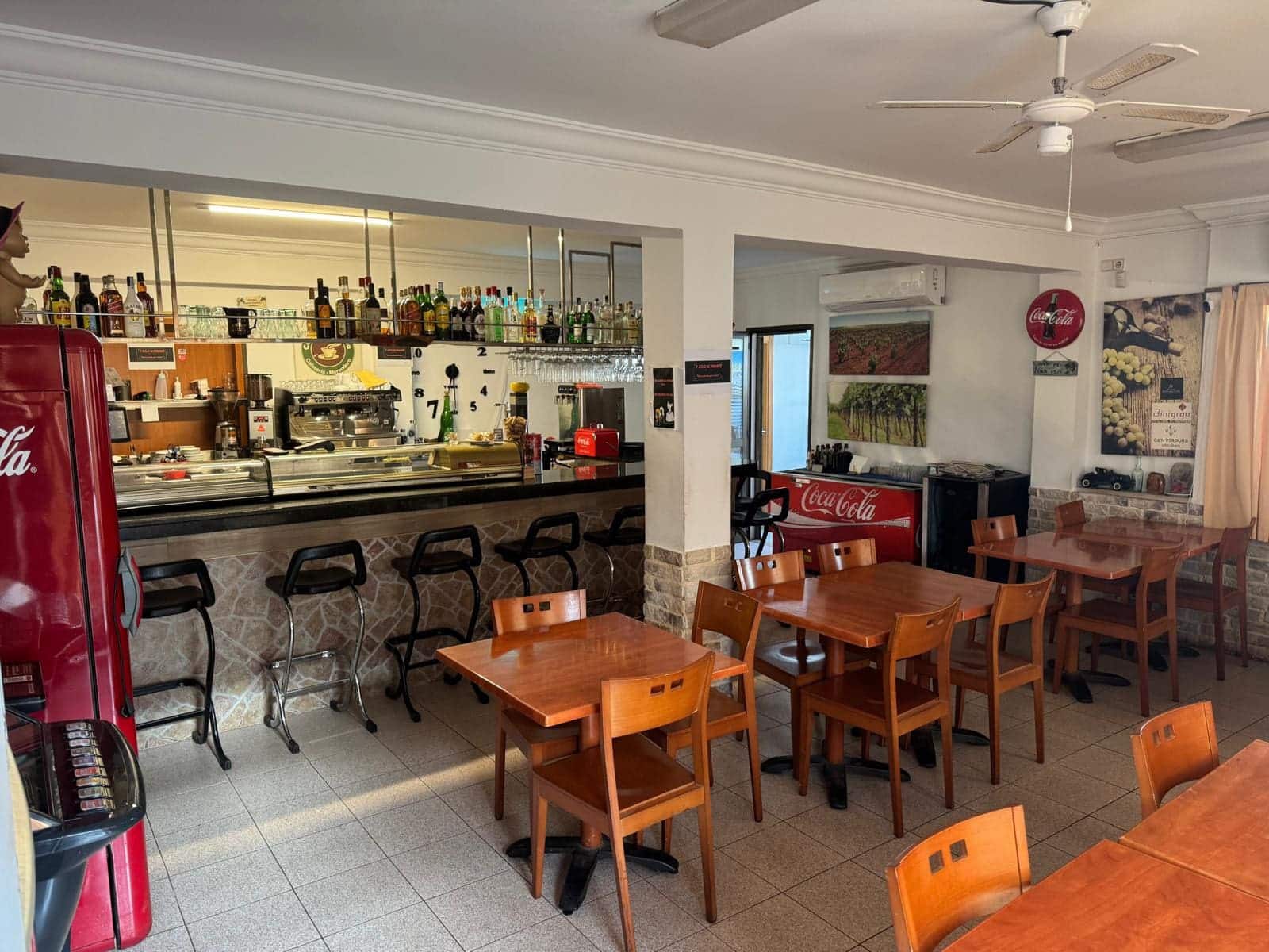 Commerciale in vendita in Binissalem - 85.000 € (Rif: 9748402)