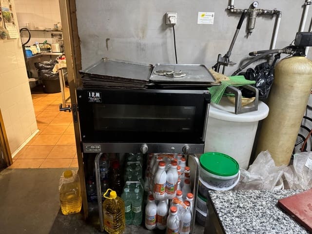 Commerciale in vendita in Binissalem - 85.000 € (Rif: 9748402)