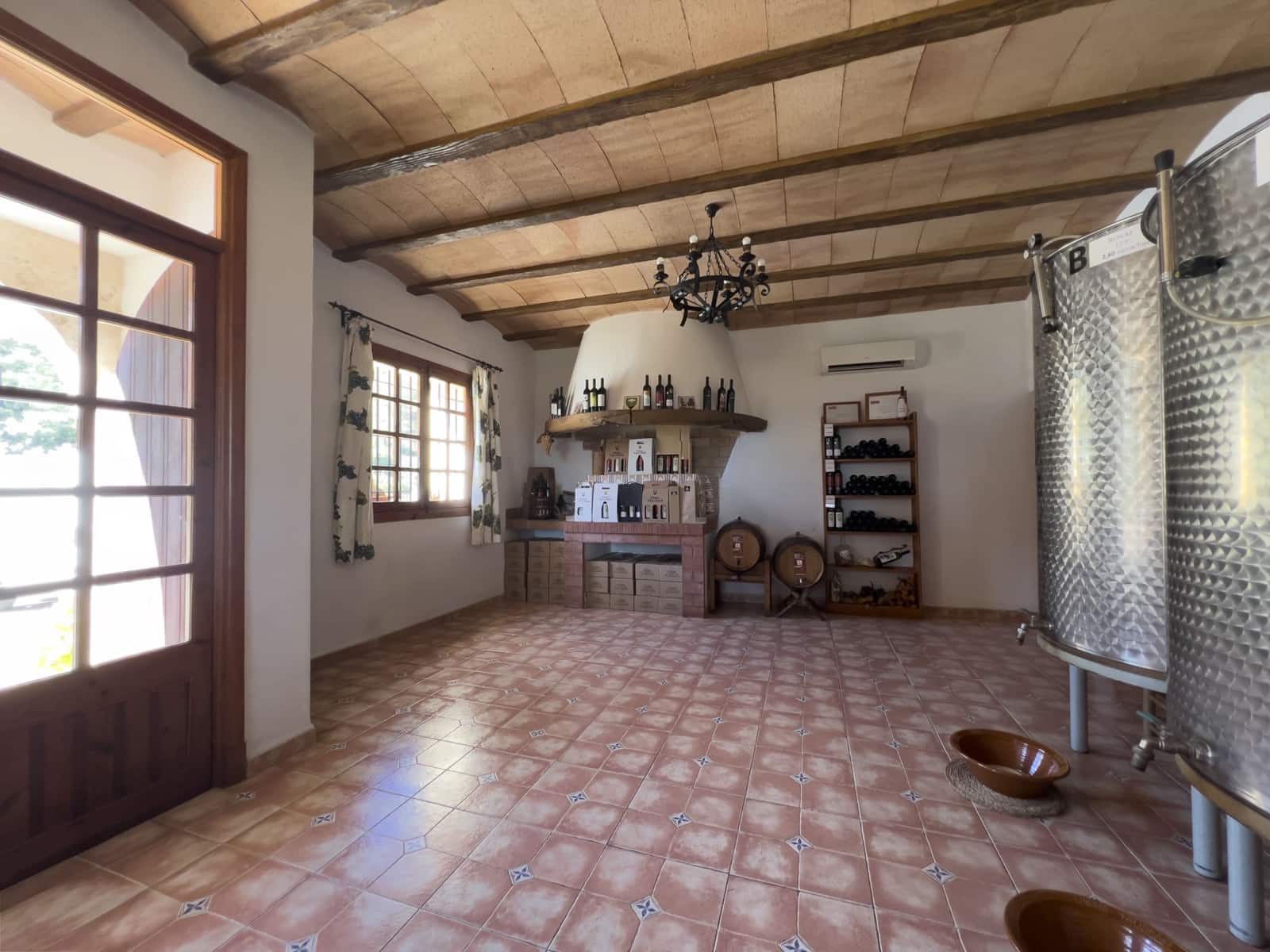 Kommersiell til salgs i Binissalem - € 2 350 000 (Ref: 9764883)