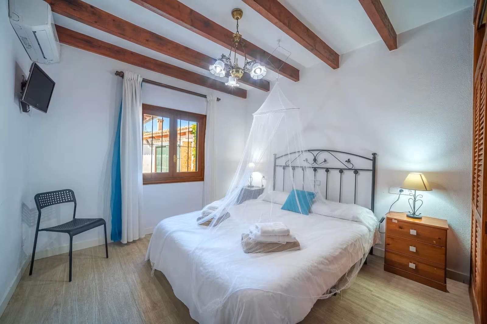 5 chambre Villa/Maison à vendre à Alcudia avec piscine - 1 650 000 € (Ref: 9807441)