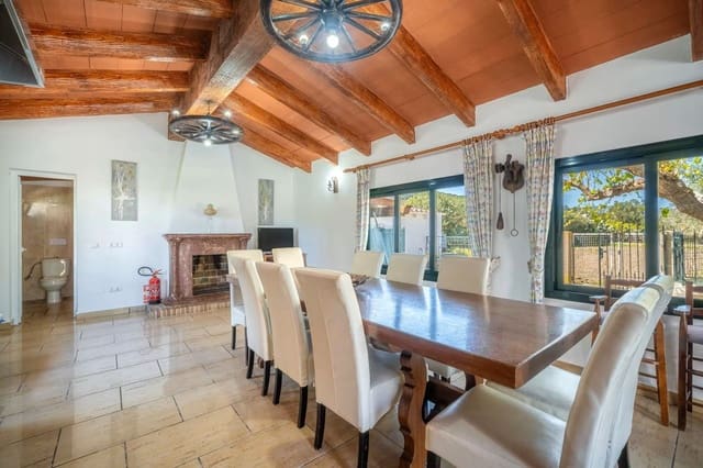 5 makuuhuone Huvila myytävänä paikassa Alcúdia mukana uima-altaan - 1 650 000 € (Ref: 9807441)