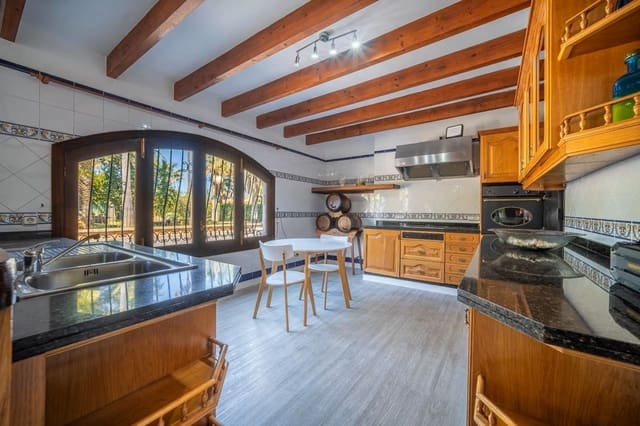 5 makuuhuone Huvila myytävänä paikassa Alcúdia mukana uima-altaan - 1 650 000 € (Ref: 9807441)