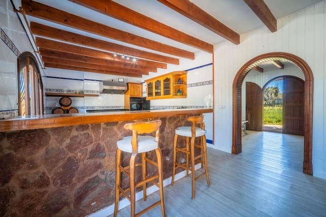5 makuuhuone Huvila myytävänä paikassa Alcúdia mukana uima-altaan - 1 650 000 € (Ref: 9807441)