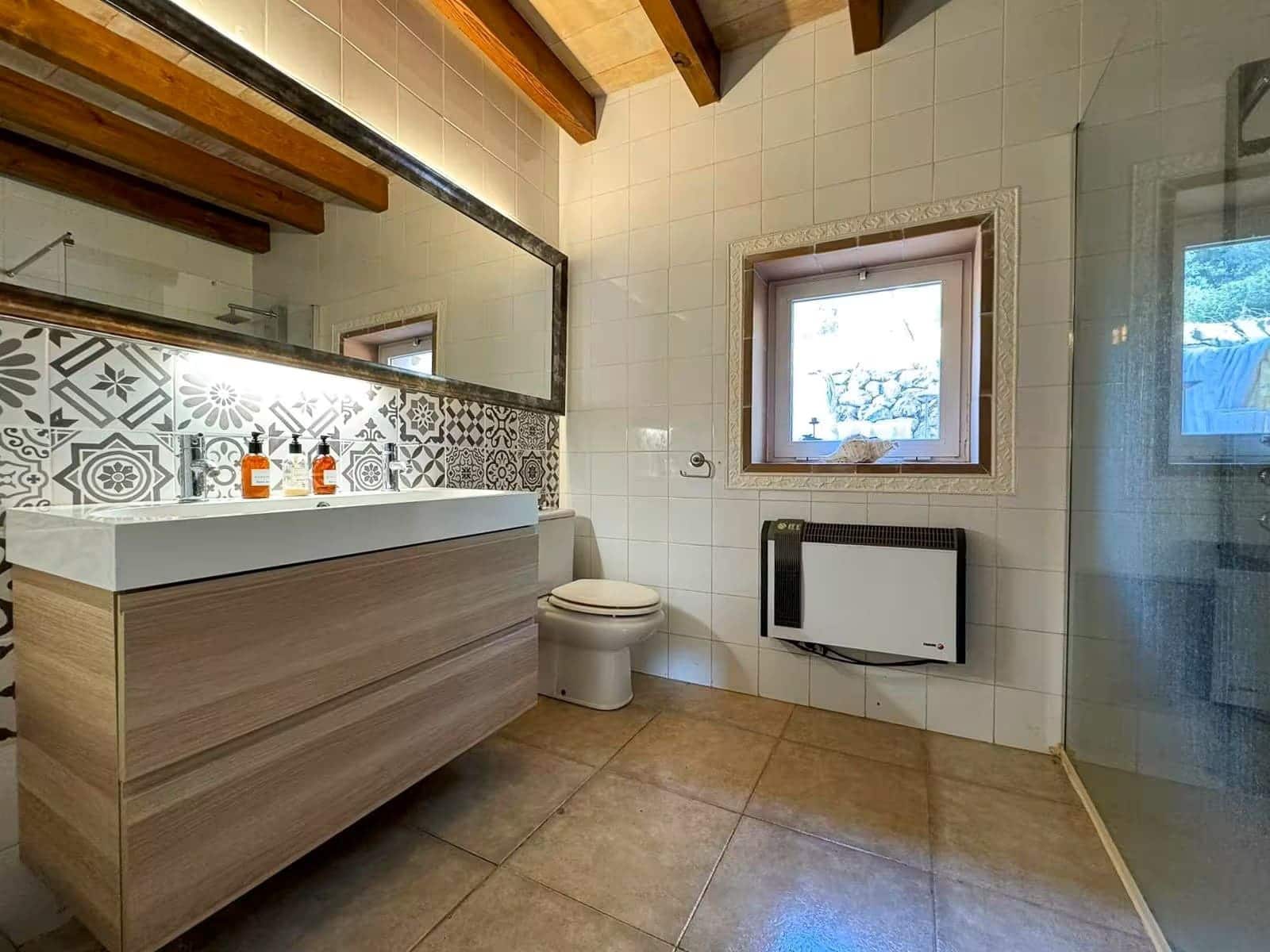 4 soveværelse Finca/Landehus til salg i Bunyola med swimmingpool - € 1.580.000 (Ref: 9810827)