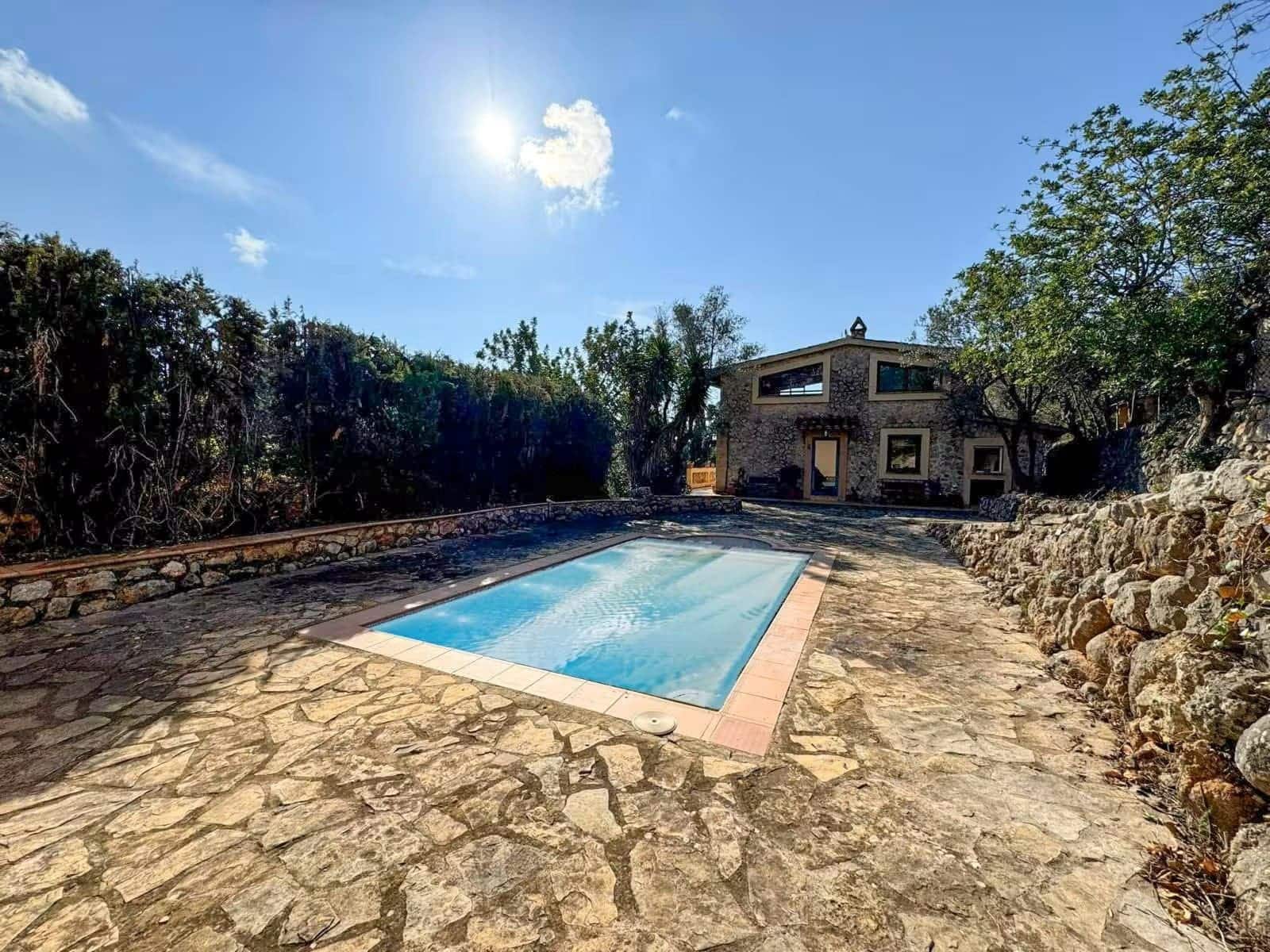 4 soveværelse Finca/Landehus til salg i Bunyola med swimmingpool - € 1.580.000 (Ref: 9810827)