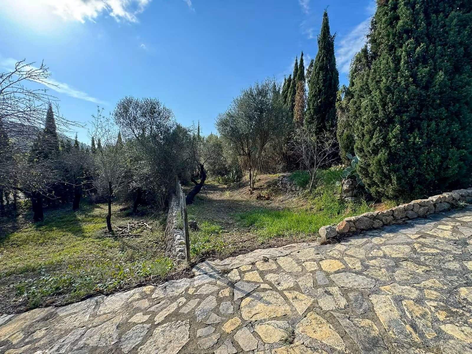 4 soveværelse Finca/Landehus til salg i Bunyola med swimmingpool - € 1.580.000 (Ref: 9810827)