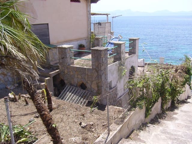 5 soveværelse Villa til salg i Alcúdia med swimmingpool garage - € 2.400.000 (Ref: 9893605)