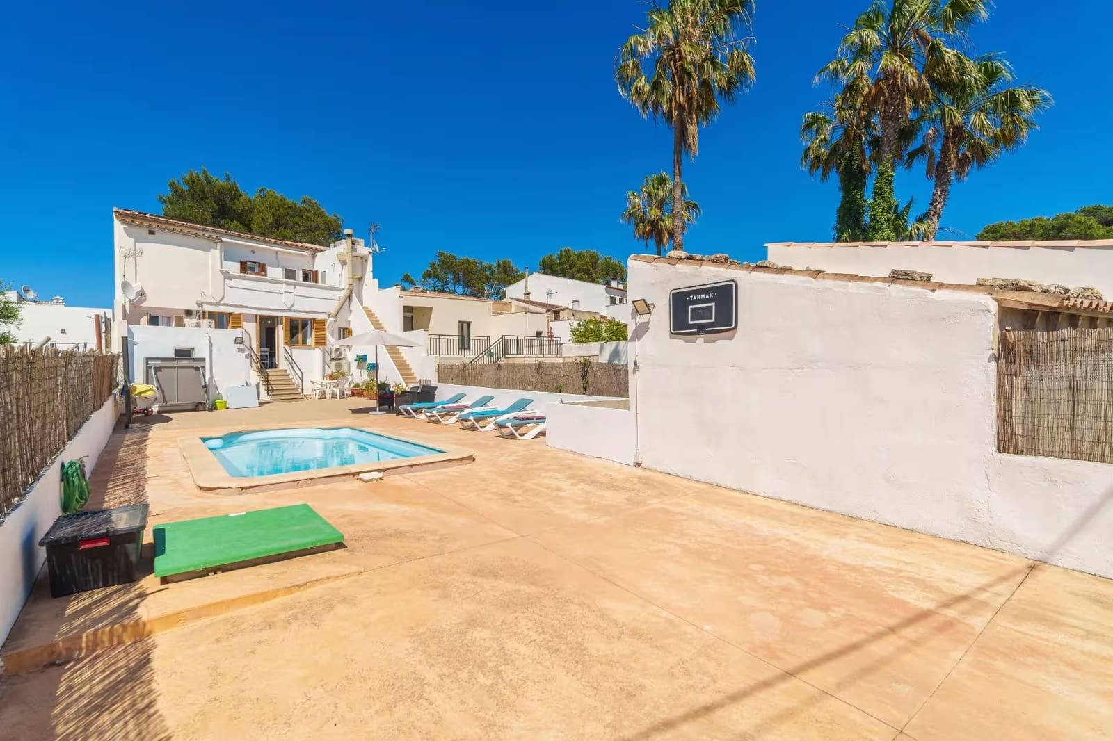 4 soveværelse Lejlighed til salg i Alcudia med swimmingpool - € 695.000 (Ref: 9968063)