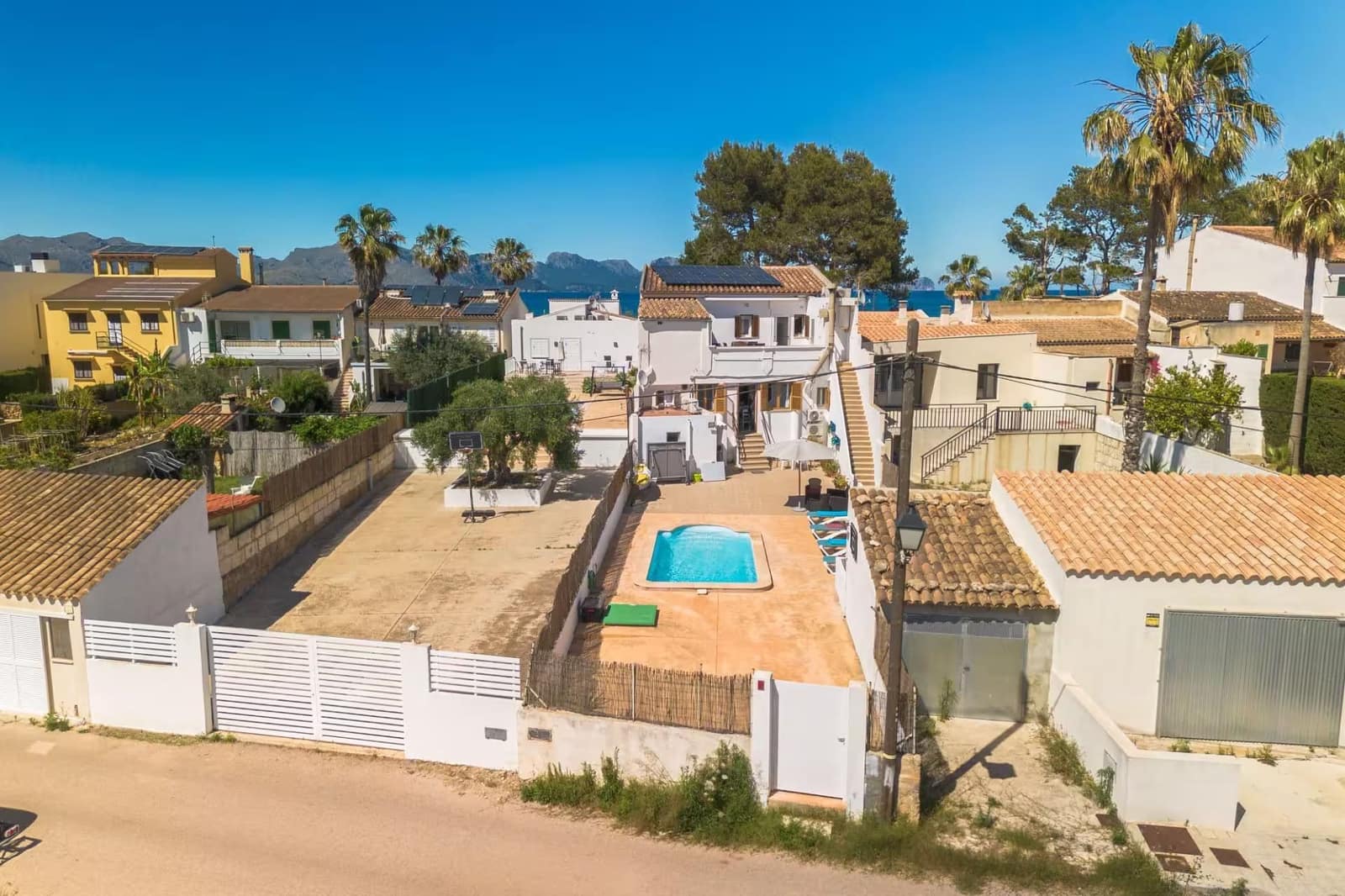 4 soveværelse Lejlighed til salg i Alcudia med swimmingpool - € 695.000 (Ref: 9968063)