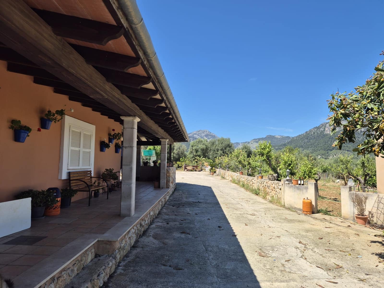 4 soveværelse Finca/Landehus til salg i Selva med garage - € 795.000 (Ref: 9993797)