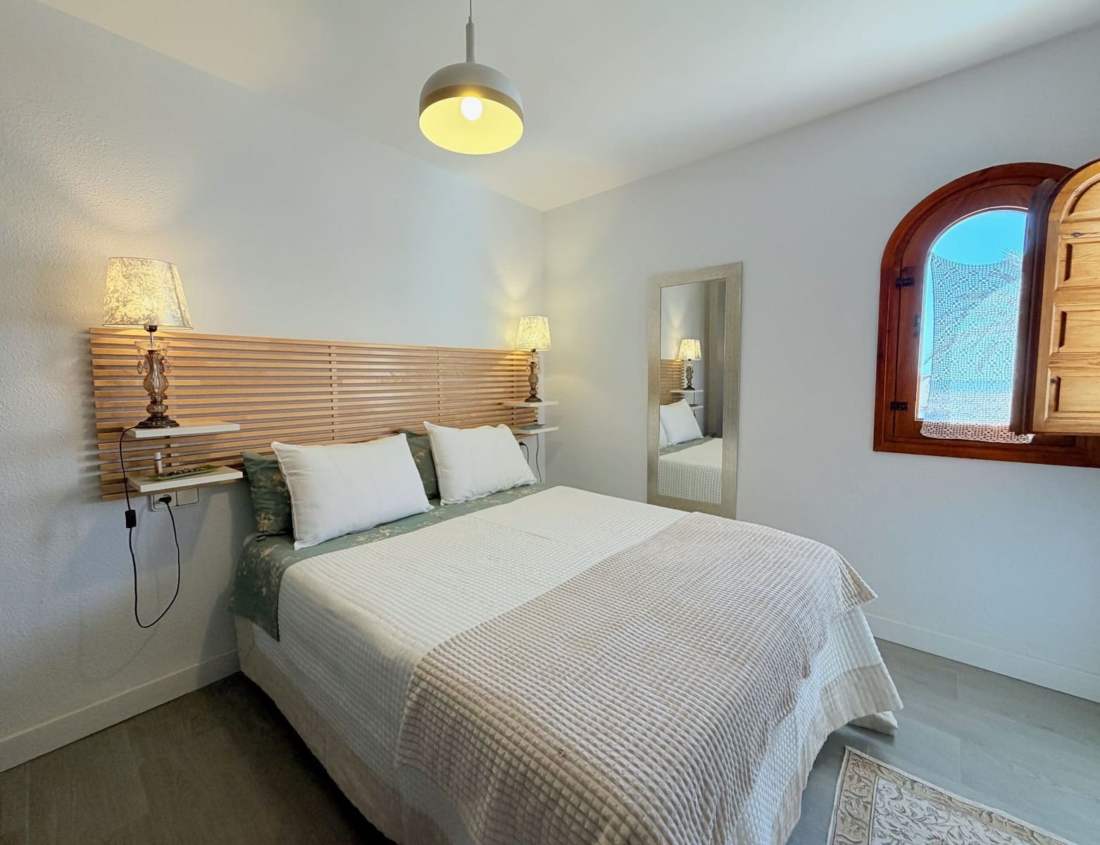 1 sovrum Lägenhet att hyra i Calpe / Calp med garage - 900 € (Ref: 10033416)