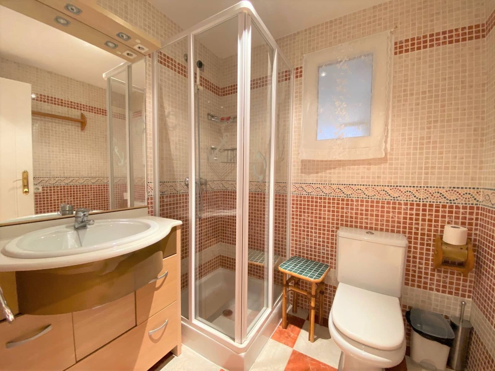 3 sovrum Lägenhet att hyra i Calpe / Calp med pool garage - 1 800 € (Ref: 10033417)