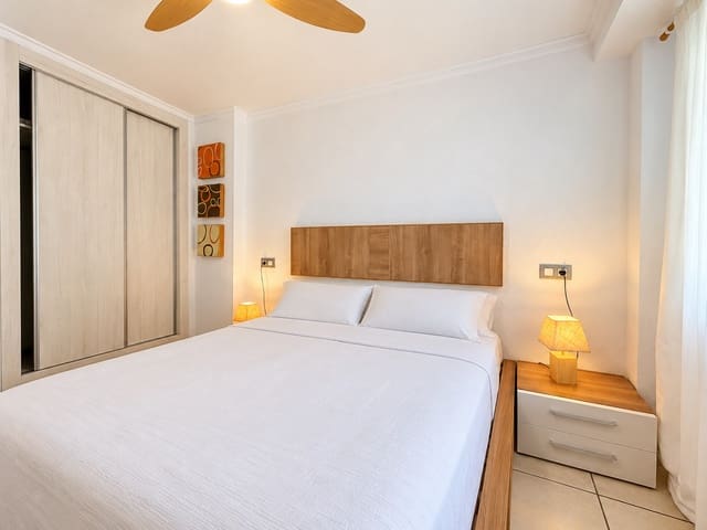 2 bedroom Apartment for rent in Levante - Playa Fossa, Calpe / Calp with pool garage - € 950 (Ref: 10173141)