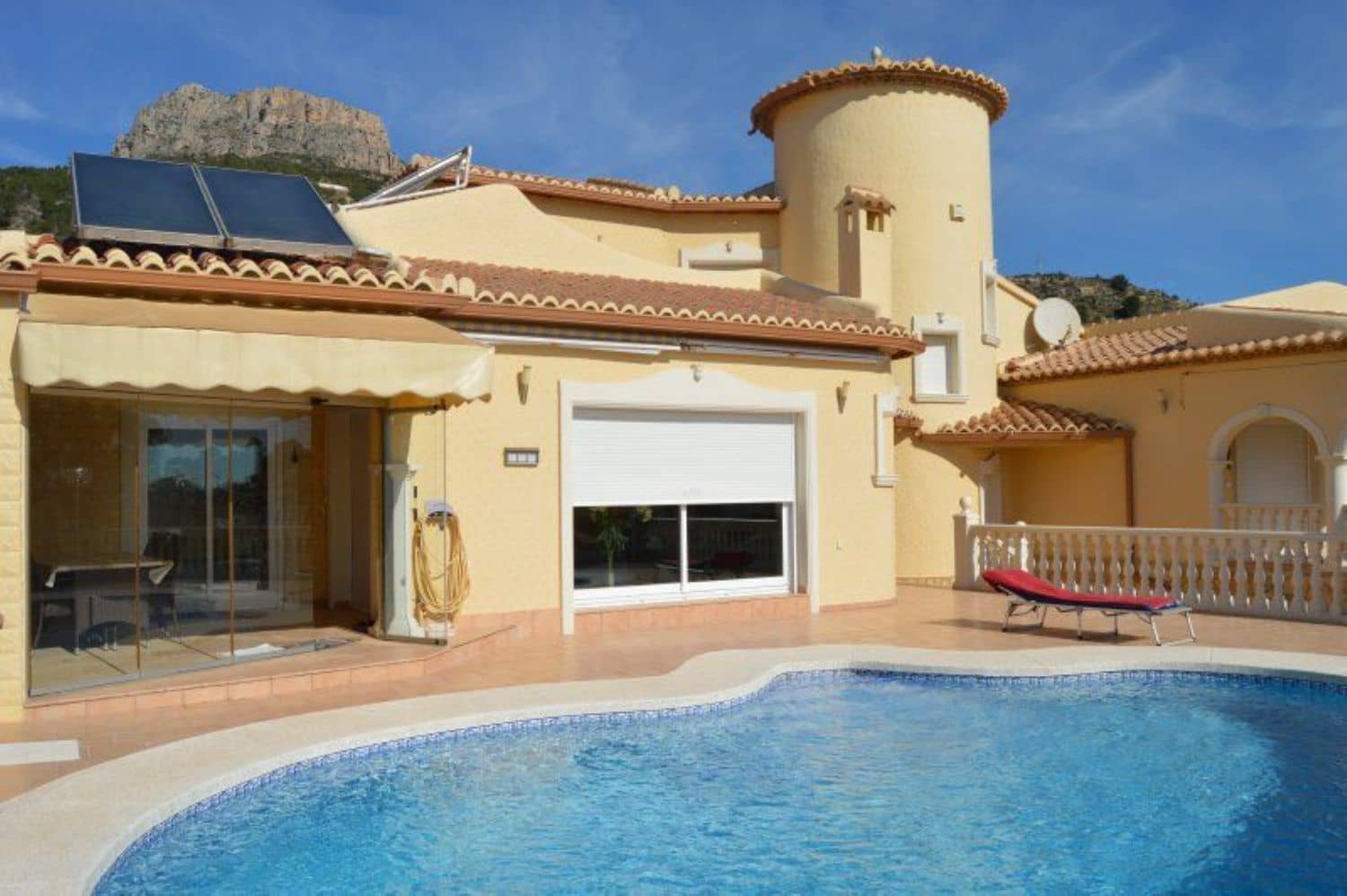 5 slaapkamer Villa te koop in Calpe / Calp met zwembad garage - € 759.000 (Ref: 4350447)