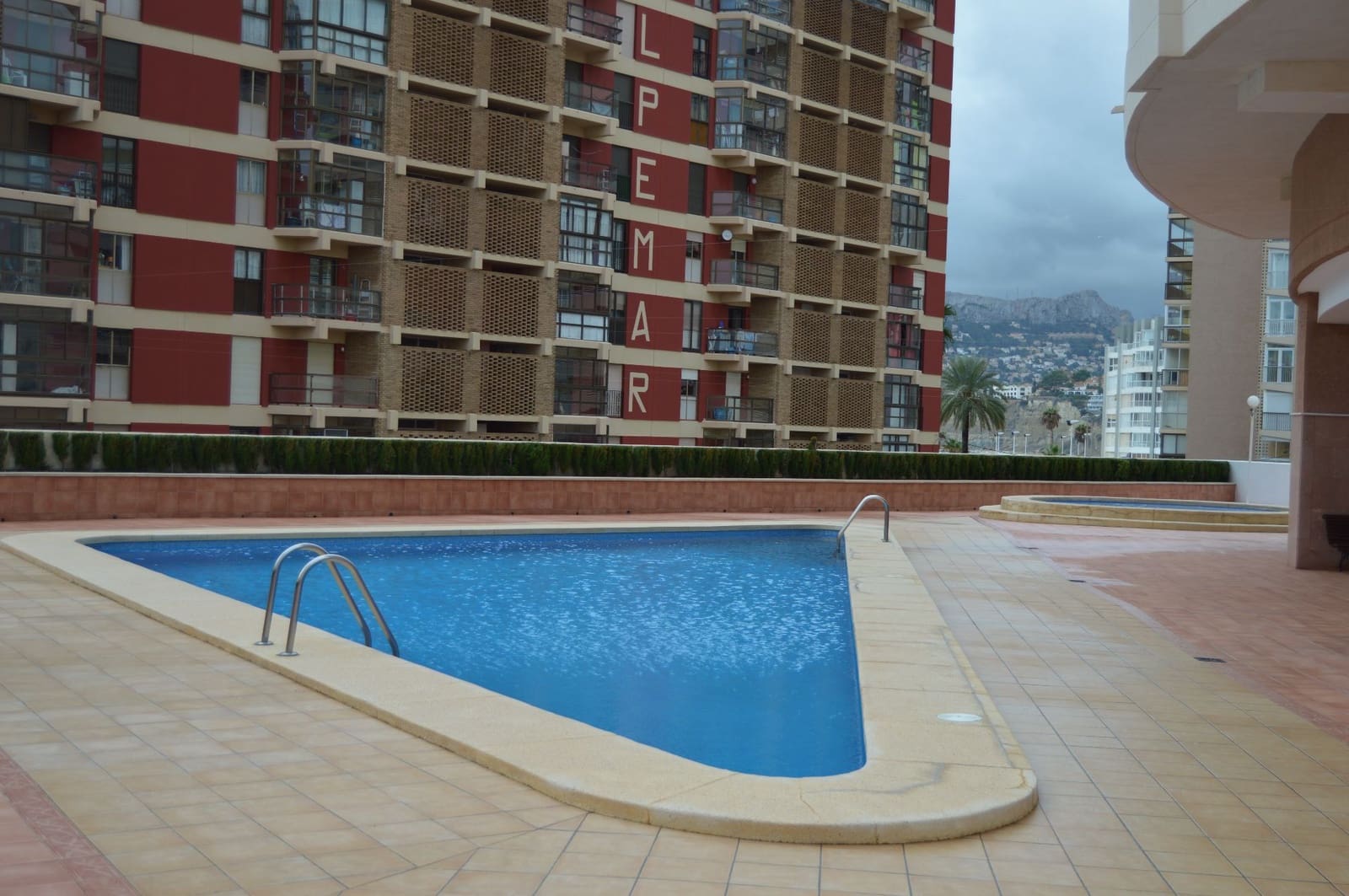 1 sovrum Lägenhet att hyra i Calpe / Calp med pool - 750 € (Ref: 7990726)