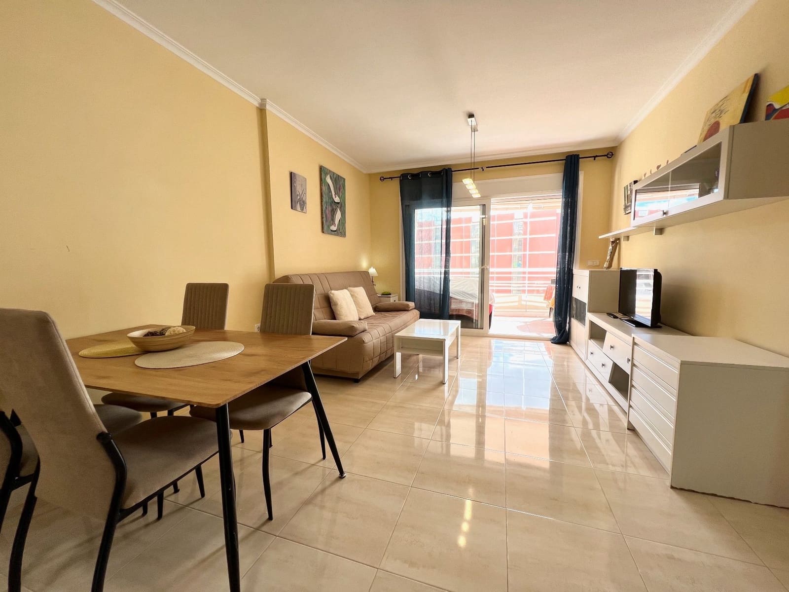 1 sovrum Lägenhet att hyra i Calpe / Calp med pool - 750 € (Ref: 7990726)