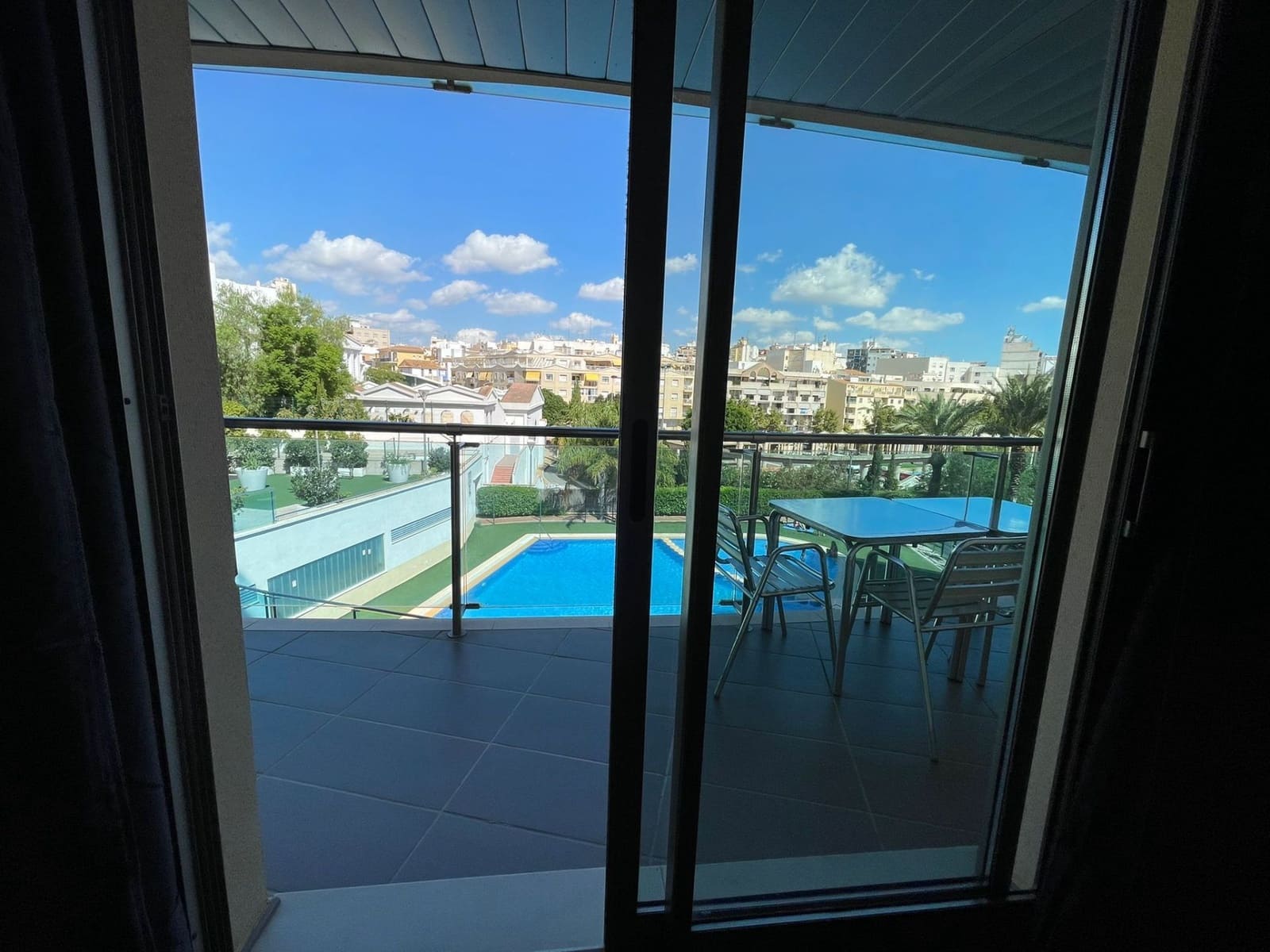 1 slaapkamer Appartement te huur in Calpe / Calp met zwembad garage - € 650 (Ref: 7990728)