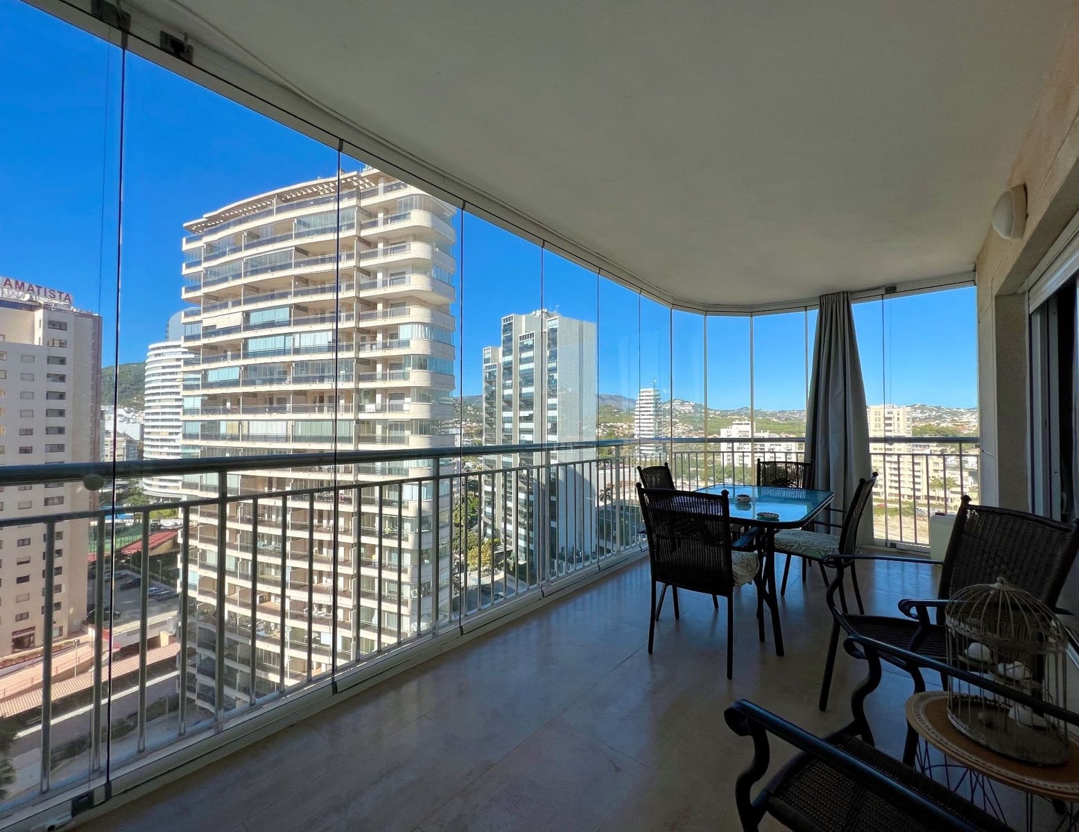 1 sovrum Lägenhet att hyra i Calpe / Calp med pool garage - 850 € (Ref: 7990745)