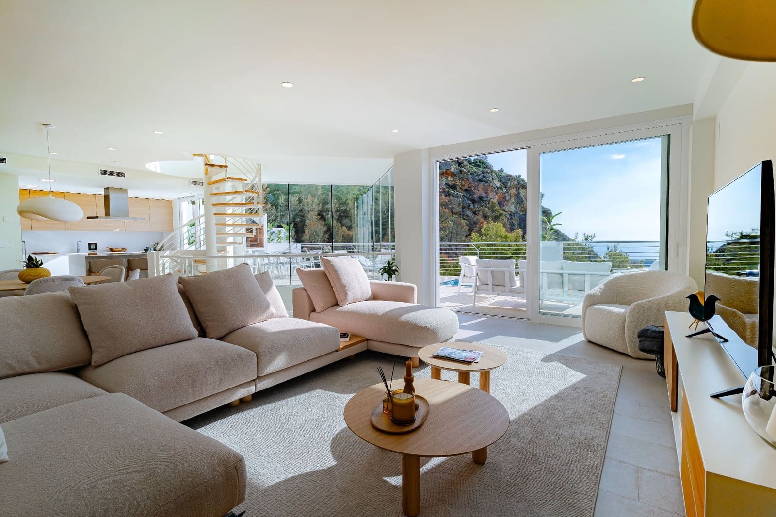 4 bedroom Villa for sale in Altea - € 1,095,000 (Ref: 7990753)