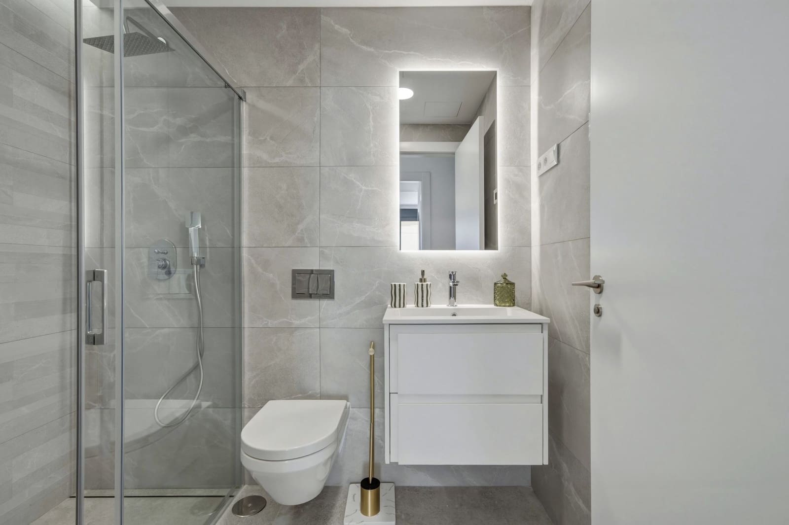Apartamento de 3 habitaciones en Calpe / Calp en venta con piscina garaje - 650.000 € (Ref: 7990766)