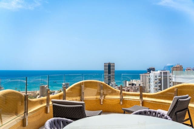 Apartamento de 3 habitaciones en Calpe / Calp en venta con piscina garaje - 650.000 € (Ref: 7990766)