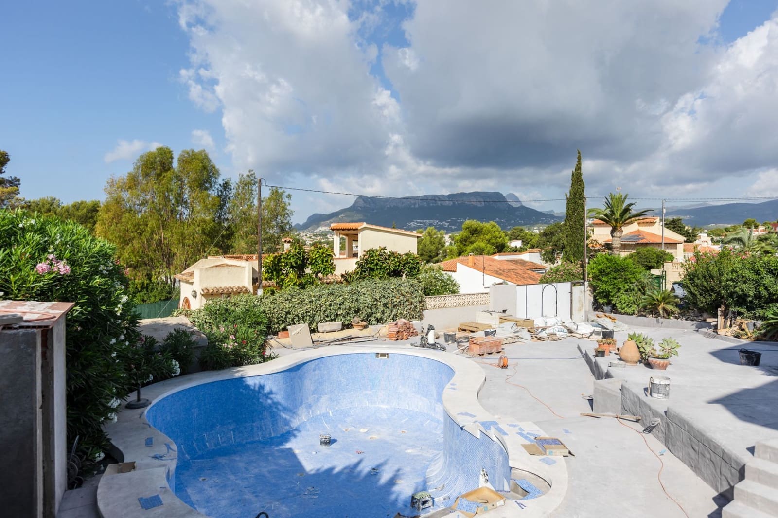 4 bedroom Villa for sale in Calpe / Calp with pool garage - € 958,000 (Ref: 7990770)