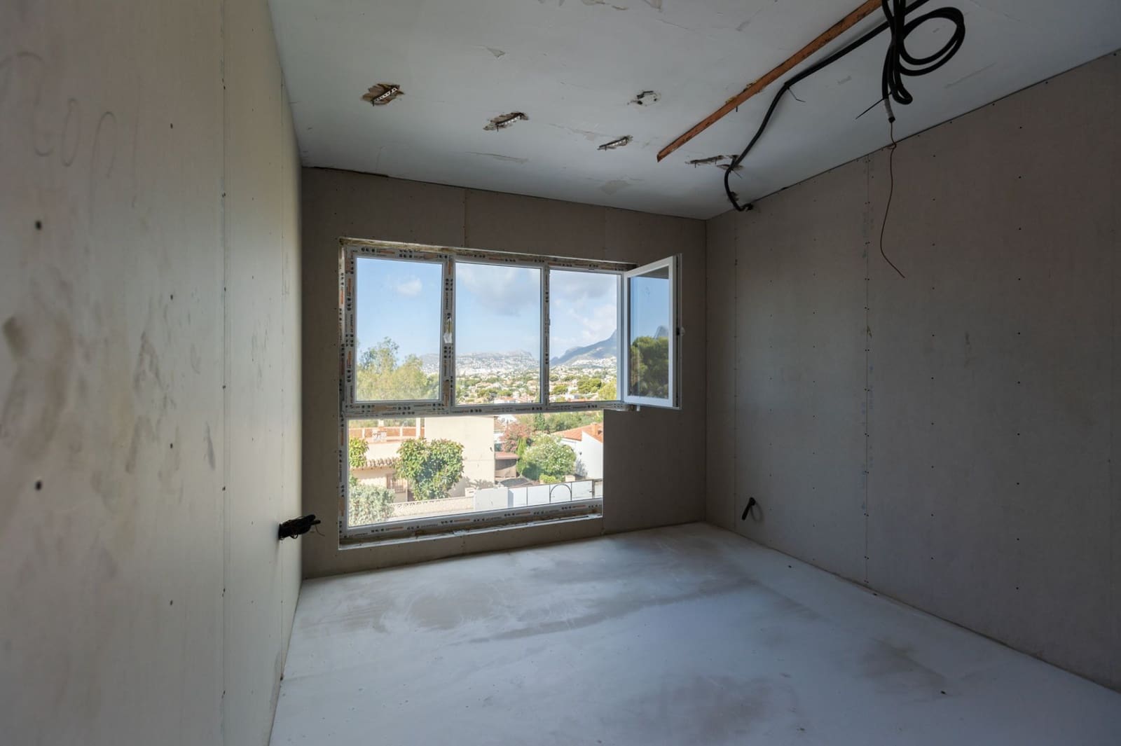 4 bedroom Villa for sale in Calpe / Calp with pool garage - € 958,000 (Ref: 7990770)