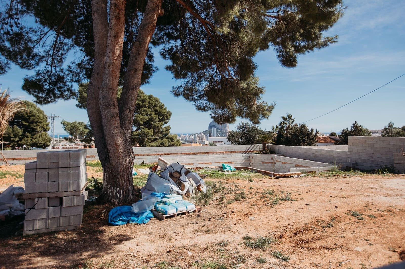 Grond te koop in Calpe / Calp - € 280.000 (Ref: 7990779)