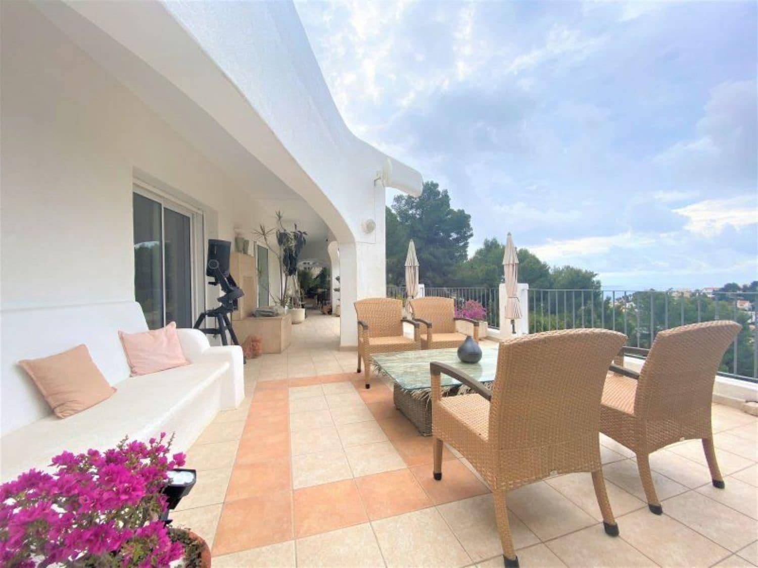 7 soverom Villa til salgs i Benissa med svømmebasseng garasje - € 1 590 750 (Ref: 7990794)