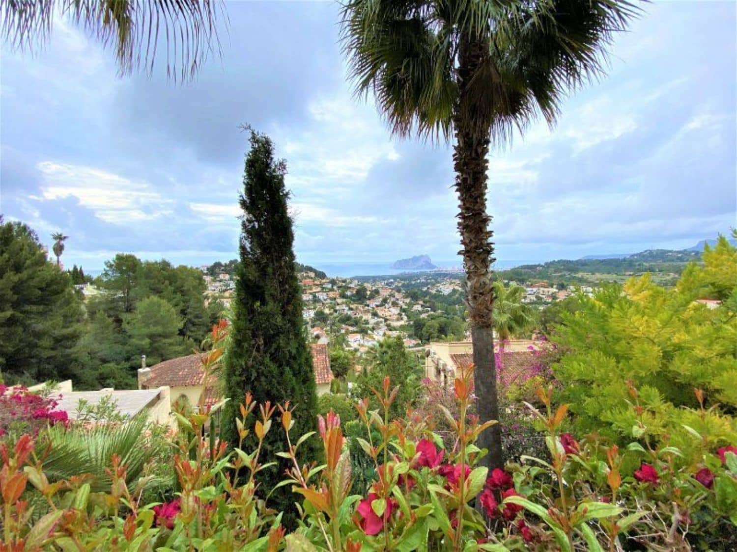 7 soverom Villa til salgs i Benissa med svømmebasseng garasje - € 1 590 750 (Ref: 7990794)