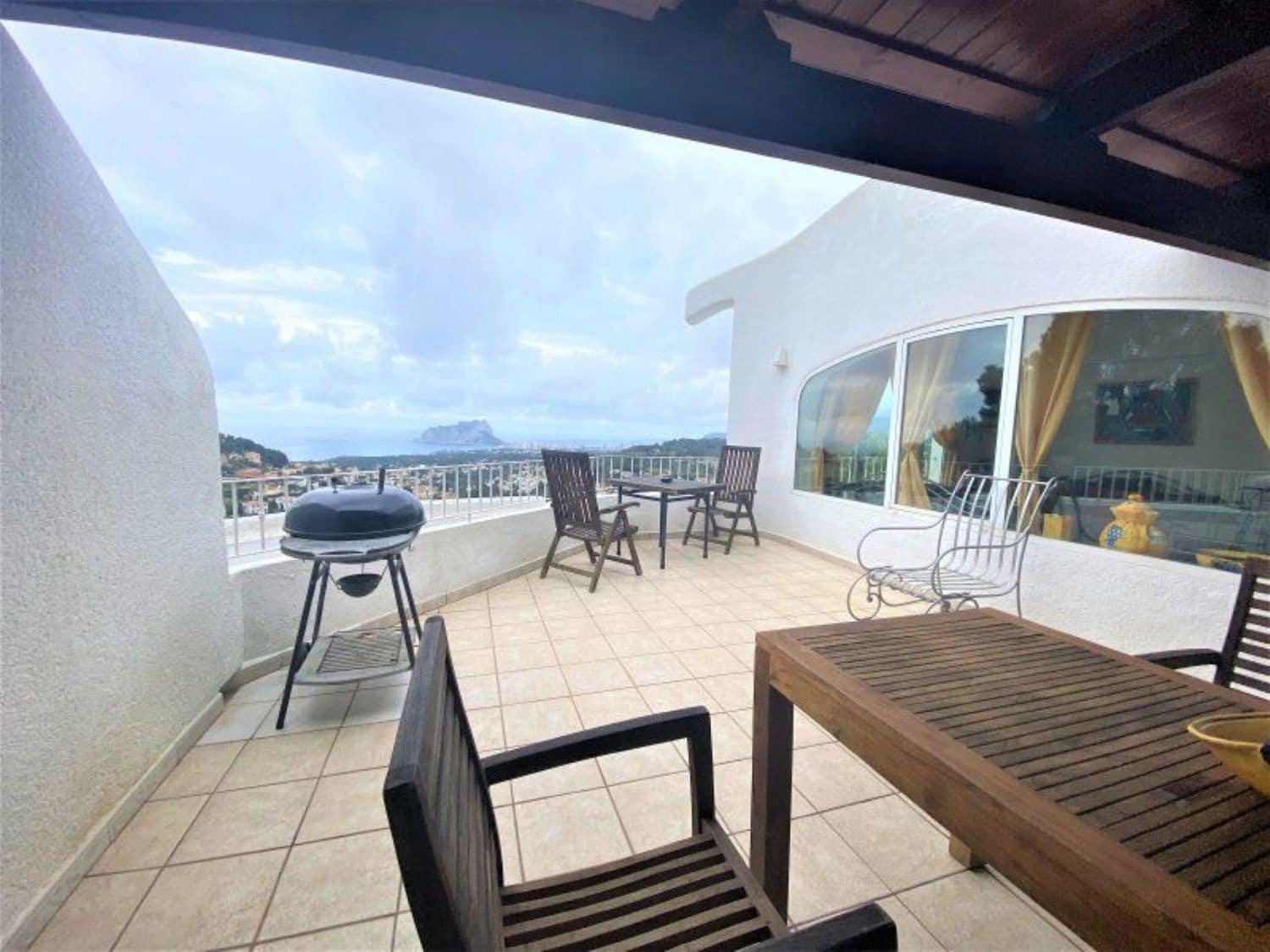 7 soverom Villa til salgs i Benissa med svømmebasseng garasje - € 1 590 750 (Ref: 7990794)