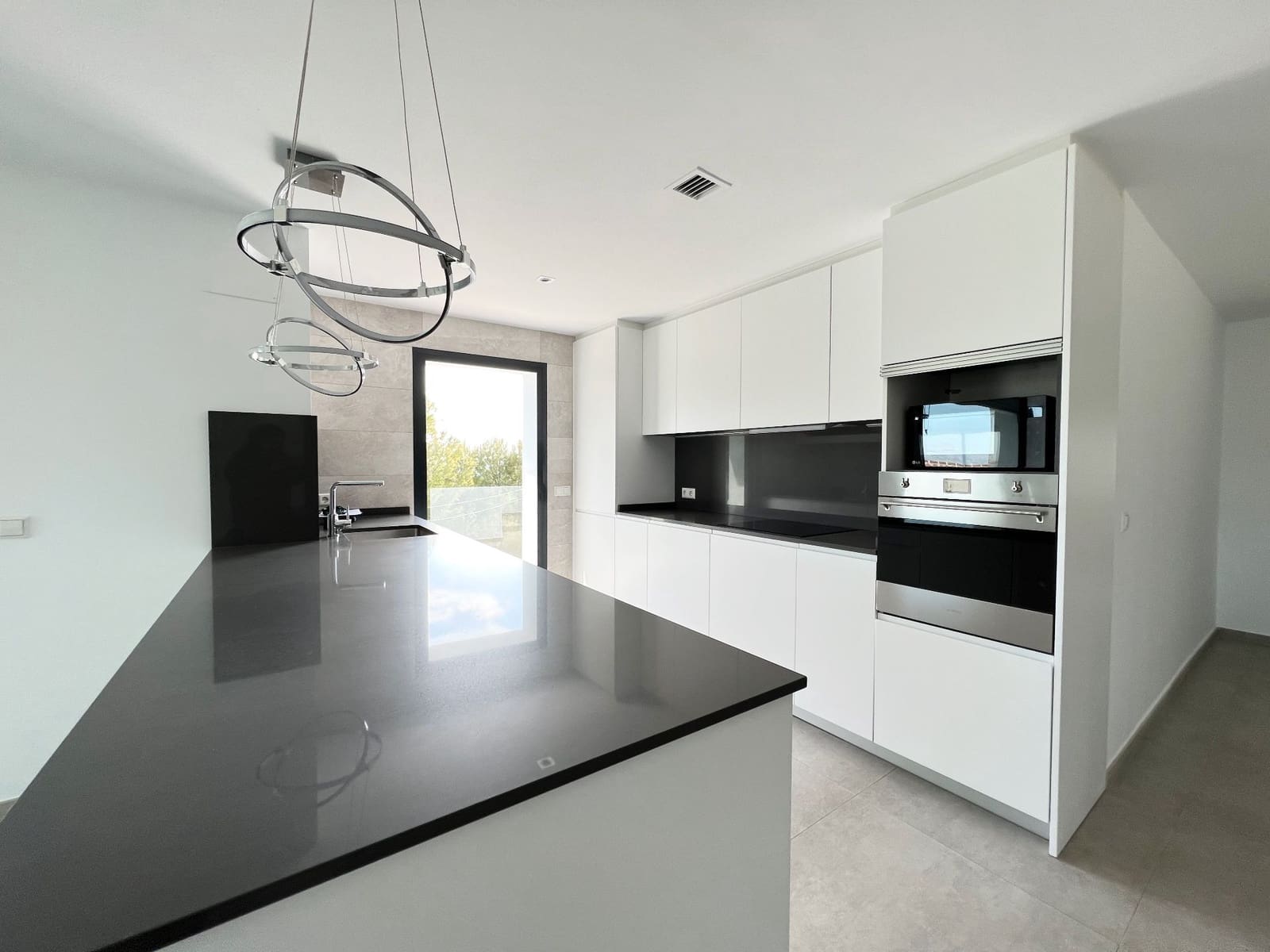 Chalet de 4 habitaciones en Calpe / Calp en venta con piscina garaje - 900.000 € (Ref: 7990796)