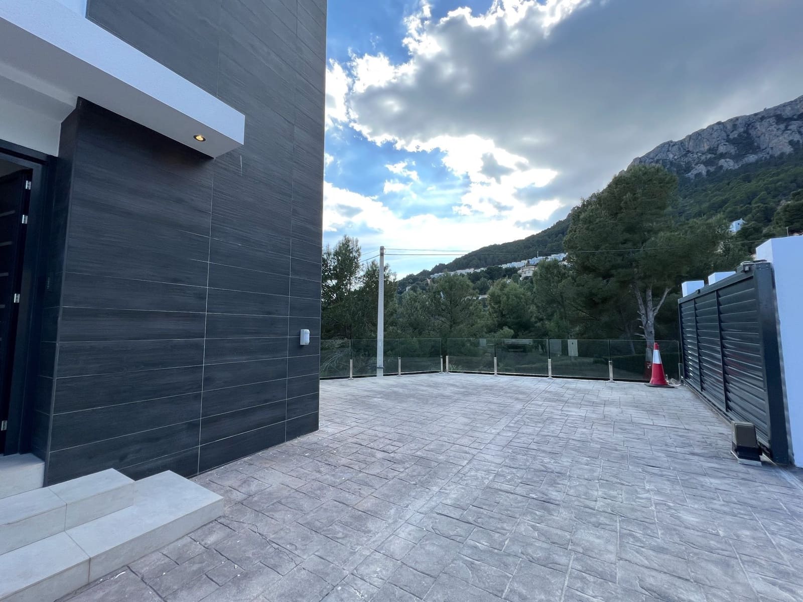 Chalet de 4 habitaciones en Calpe / Calp en venta con piscina garaje - 900.000 € (Ref: 7990796)