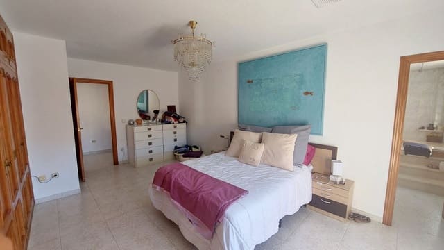 5 bedroom Penthouse for sale in Pueblo, Calpe / Calp - € 478,000 (Ref: 7990806)