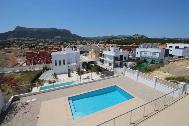 Chalet de 5 habitaciones en Calpe / Calp en venta con piscina garaje - 1.100.000 € (Ref: 7990814)