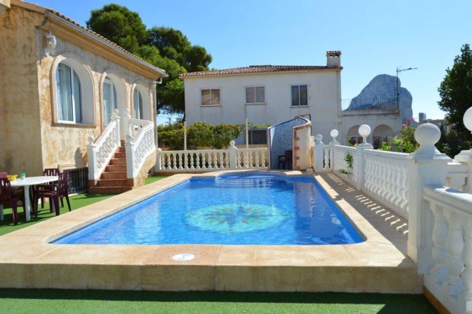 10 quarto Moradia para venda em Calpe / Calp com piscina - 796 000 € (Ref: 7990822)