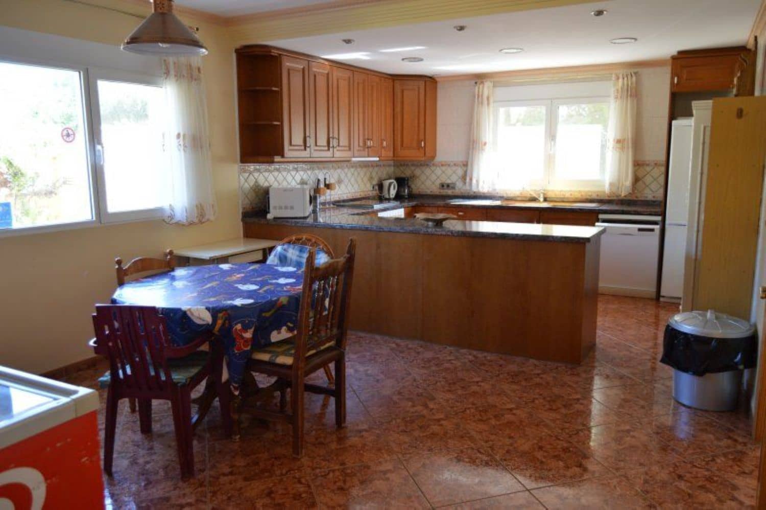 10 quarto Moradia para venda em Calpe / Calp com piscina - 796 000 € (Ref: 7990822)