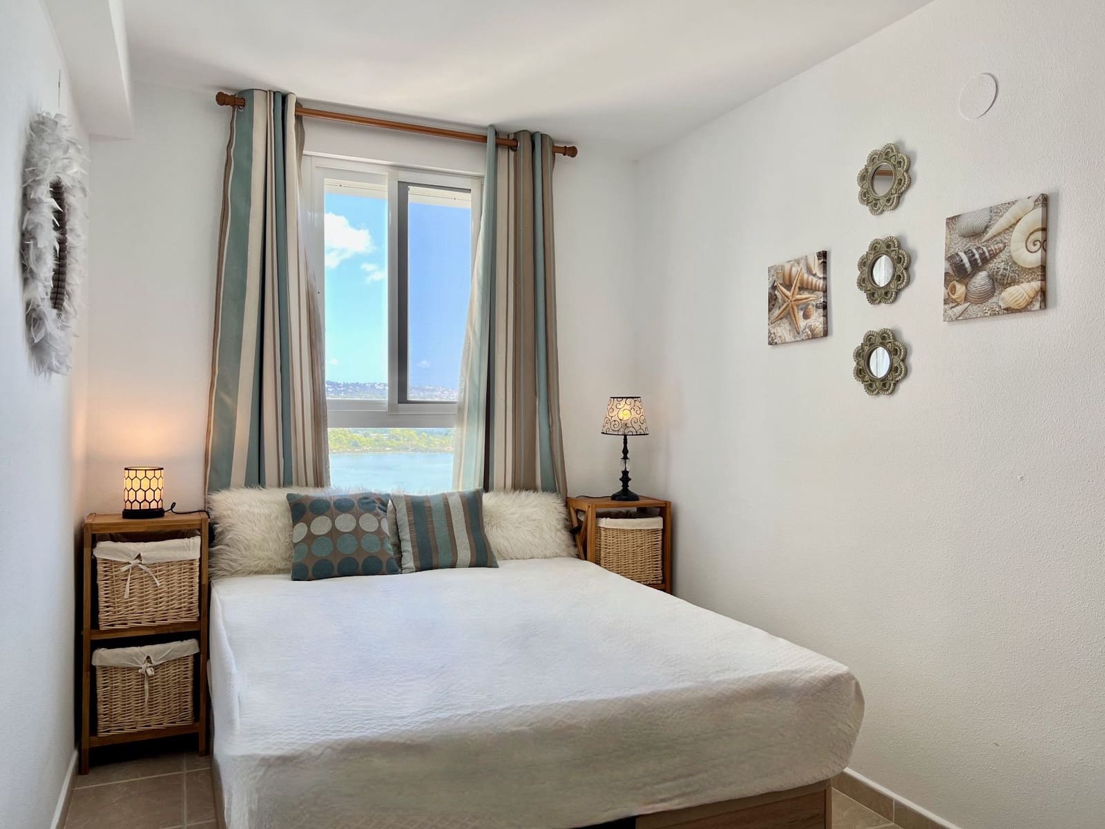 Appartement de 2 chambres à louer à Calpe / Calp avec garage - 1 000 € (Ref: 8002363)