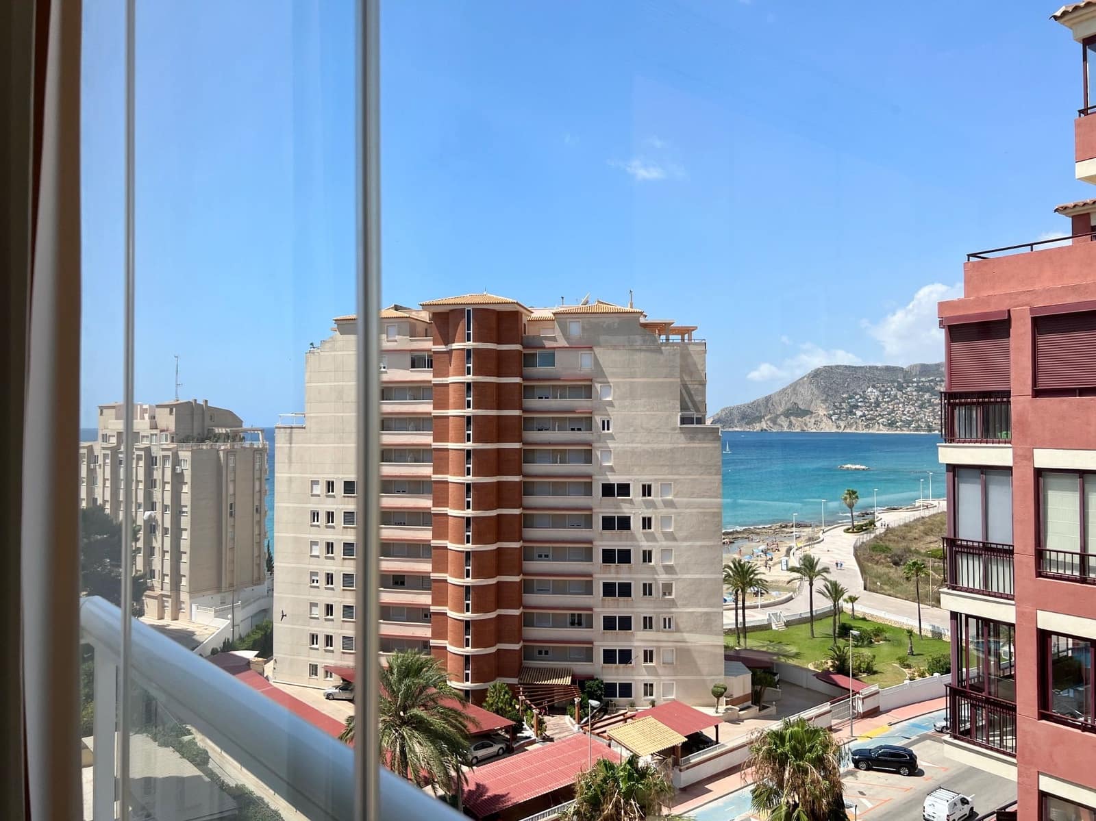 Appartement de 2 chambres à louer à Calpe / Calp avec garage - 1 000 € (Ref: 8002363)