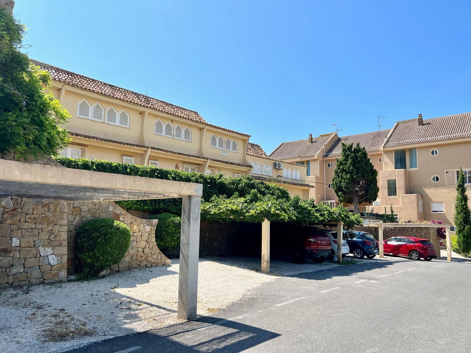 Appartement de 2 chambres à louer à Calpe / Calp avec garage - 800 € (Ref: 8177856)