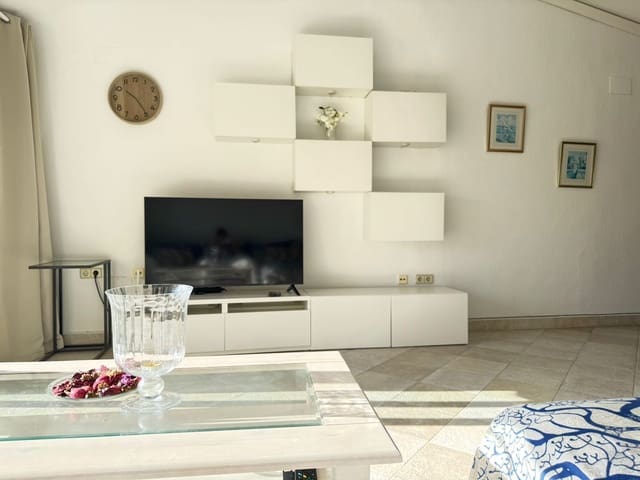 2 makuuhuone Huoneisto vuokrattavana paikassa Calpe / Calp mukana 
autotalli - 800 € (Ref: 8177856)