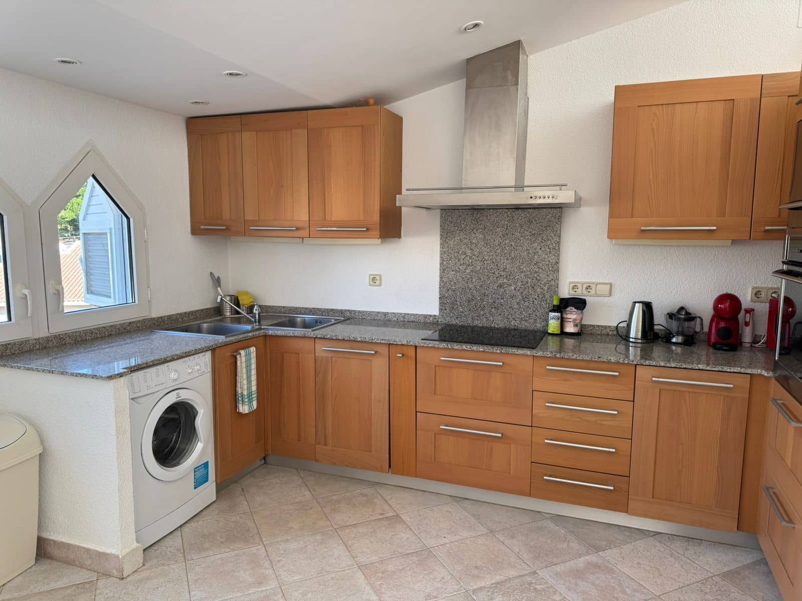 Appartement de 2 chambres à louer à Calpe / Calp avec garage - 800 € (Ref: 8177856)