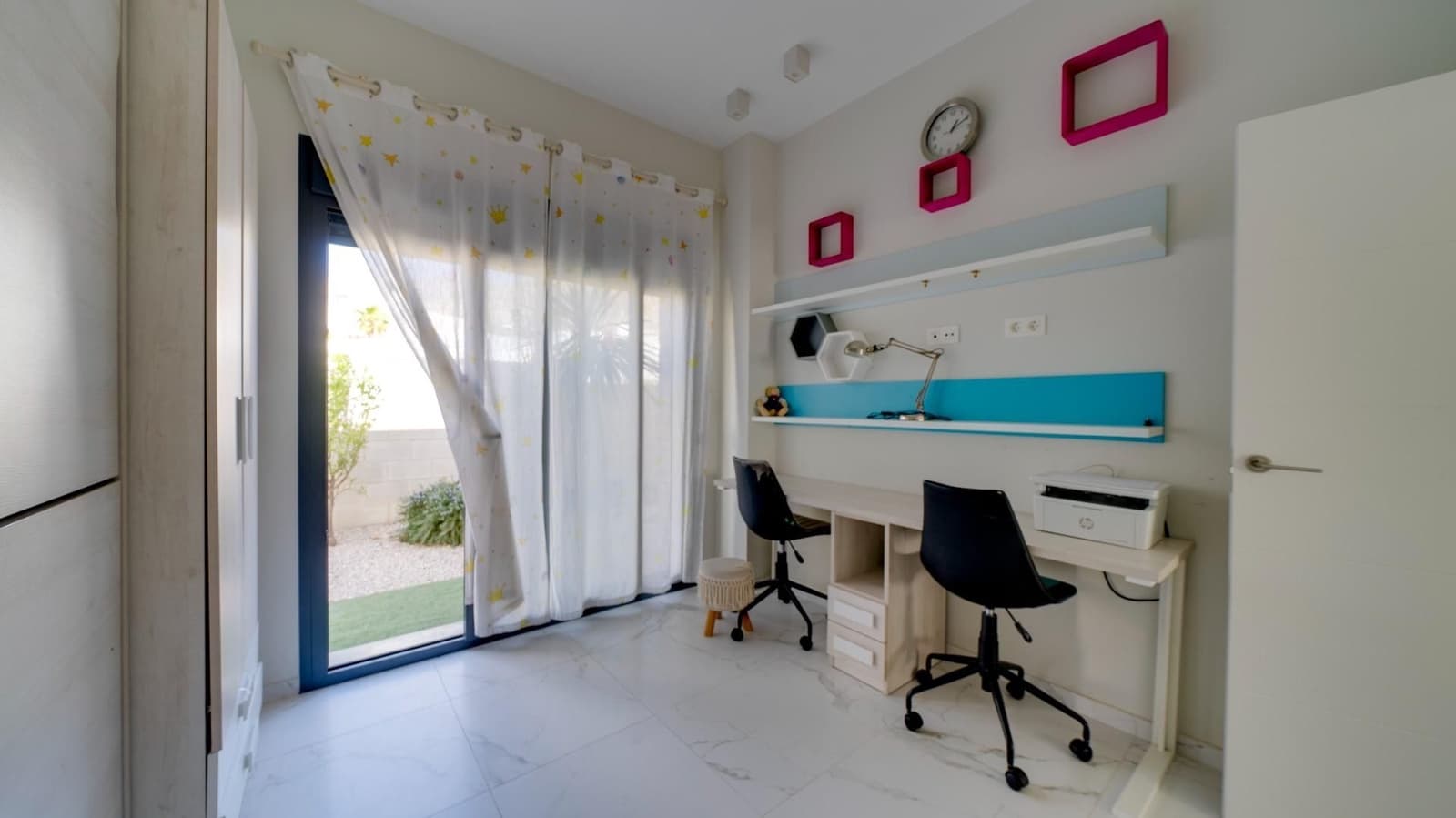 Chalet de 3 habitaciones en Finestrat en venta con garaje - 489.000 € (Ref: 8245129)