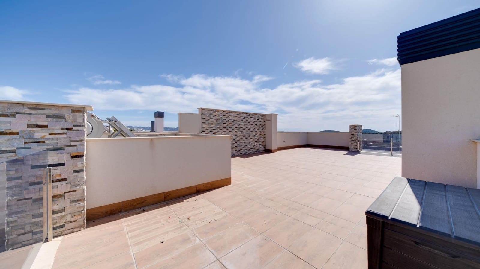 Chalet de 3 habitaciones en Finestrat en venta con garaje - 489.000 € (Ref: 8245129)