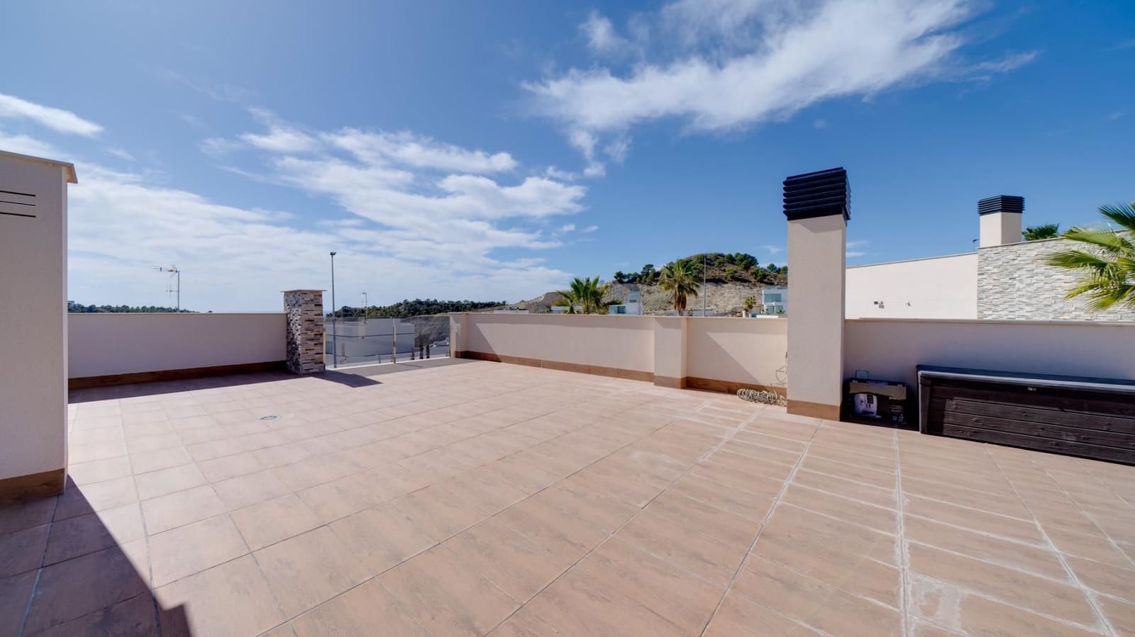 Chalet de 3 habitaciones en Finestrat en venta con garaje - 489.000 € (Ref: 8245129)