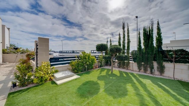 Chalet de 3 habitaciones en Finestrat en venta con garaje - 489.000 € (Ref: 8245129)