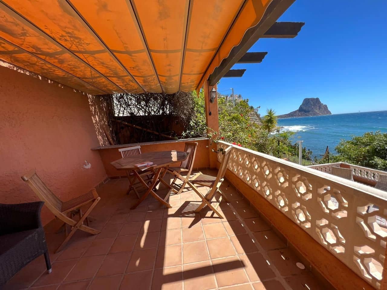 6 Zimmer Villa zu vermieten in Calpe / Calp mit Pool Garage - 3.500 € (Ref: 8283657)