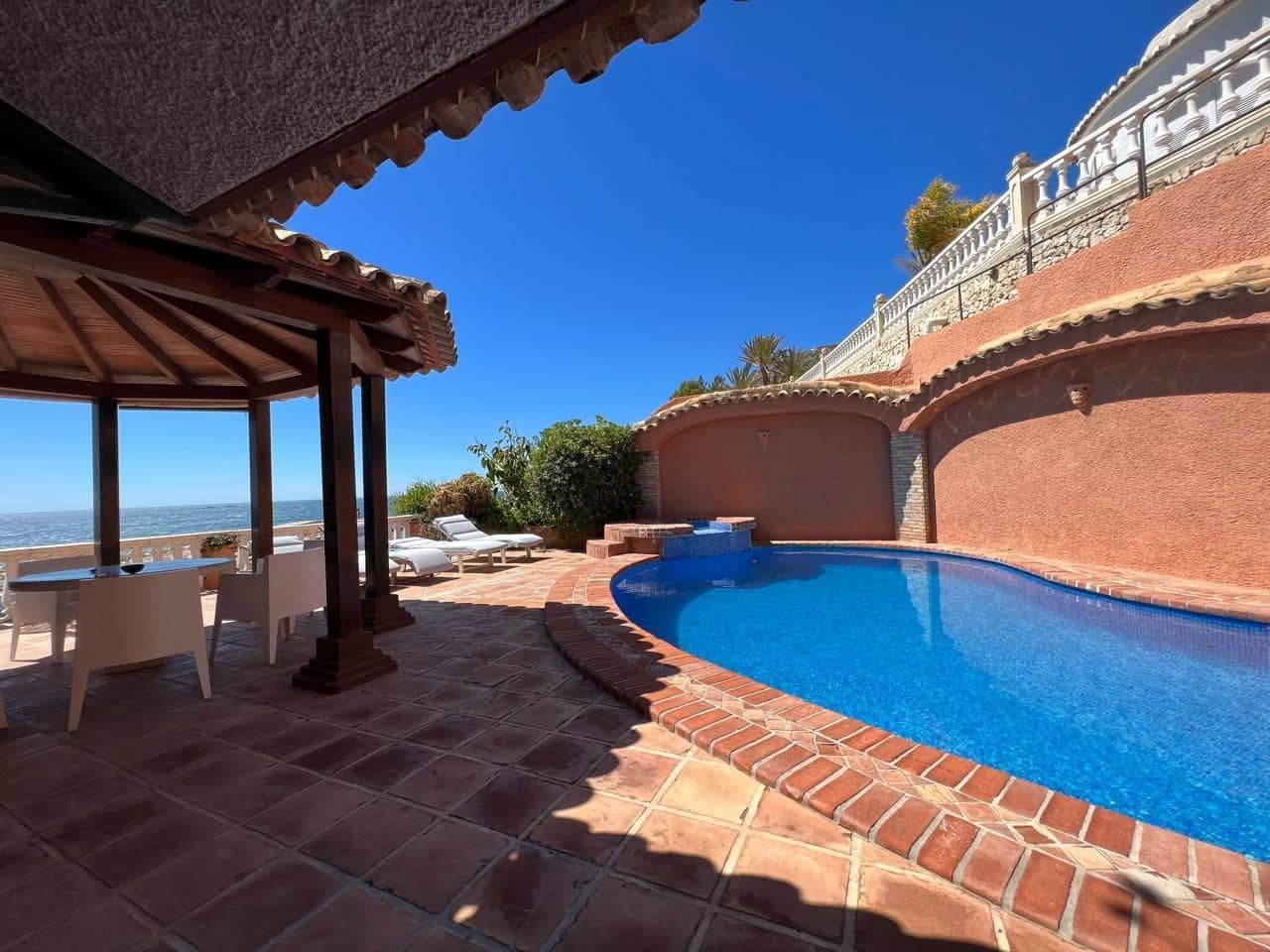 6 Zimmer Villa zu vermieten in Calpe / Calp mit Pool Garage - 3.500 € (Ref: 8283657)