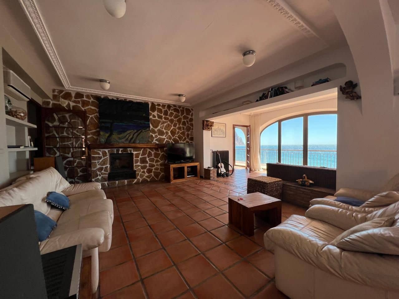 6 Zimmer Villa zu vermieten in Calpe / Calp mit Pool Garage - 3.500 € (Ref: 8283657)