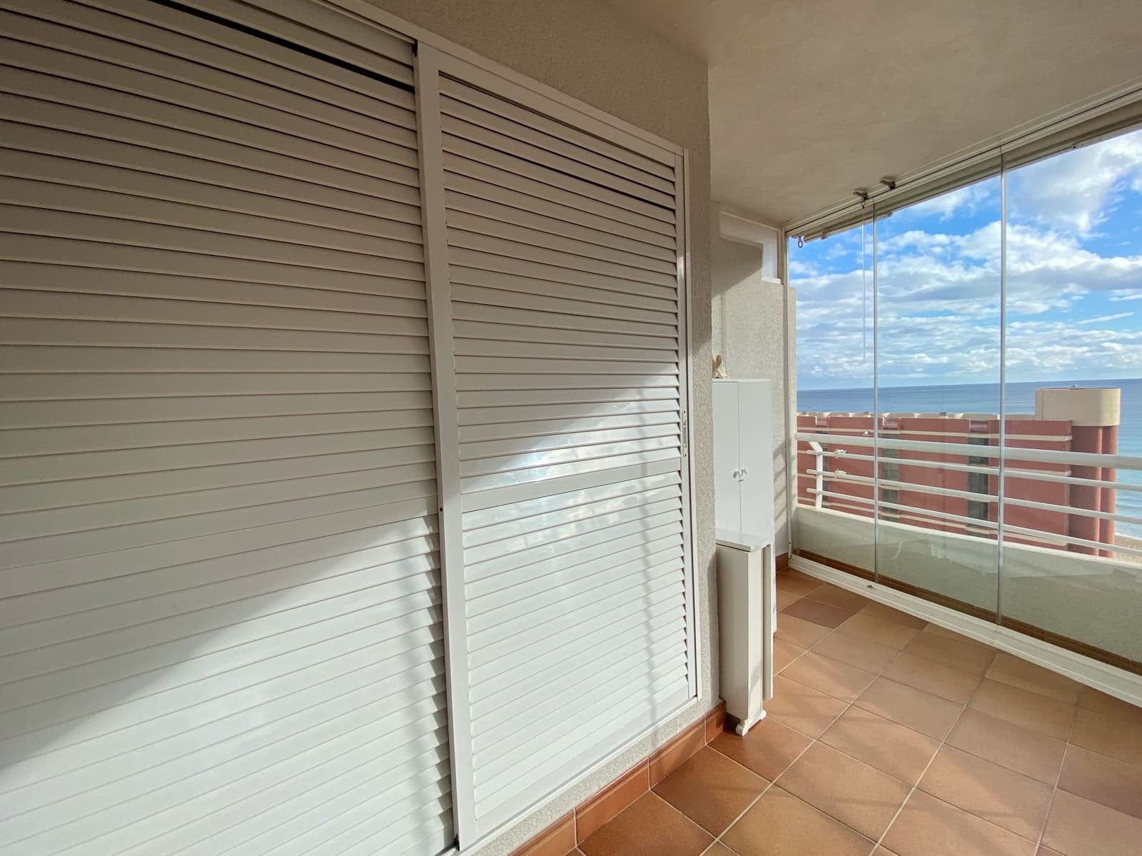 2 soveværelse Lejlighed til leje i Calpe / Calp med swimmingpool garage - € 1.500 (Ref: 8315770)